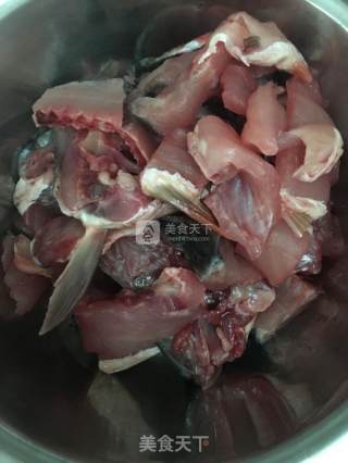 麻辣酸菜鱼的做法步骤：1