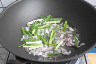 不用油烟也美味——葱油拌面的做法步骤：4