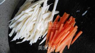水笋炒肉丝的做法步骤：3