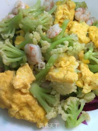 虾仁鸡蛋炒花菜的做法步骤：9