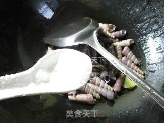 酱香钉螺的做法步骤：8