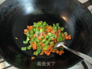 青稞香肠饭—有肉有菜有粗粮 30分钟搞掂早餐的做法步骤：5