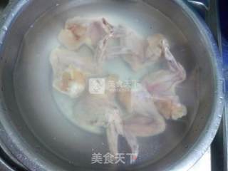 奥尔良烤鸡翅的做法步骤：1