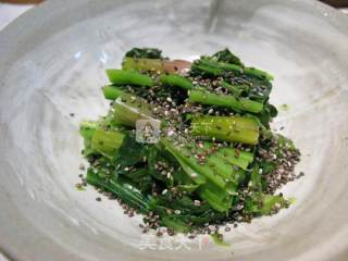 奇亚籽菠菜瘦身小凉菜的做法步骤：3
