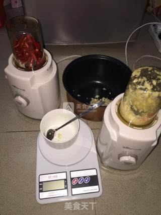 自制～生姜蒜蓉辣椒酱（小米椒）的做法步骤：4