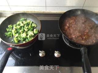红烧牛肉面（就是面条脑袋，爱吃面到极致）的做法步骤：8