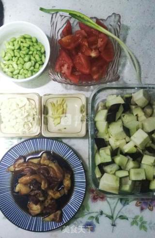 茄子青豆酱肉面的做法步骤：1