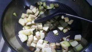 茄子青豆酱肉面的做法步骤：6