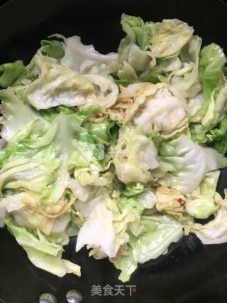 手撕包菜的做法步骤：3