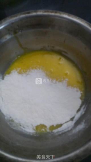 电饭锅南瓜葡萄干戚风蛋糕的做法步骤：6