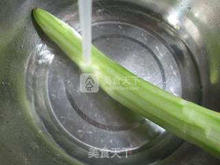 长瓜圆蛤汤的做法步骤：2