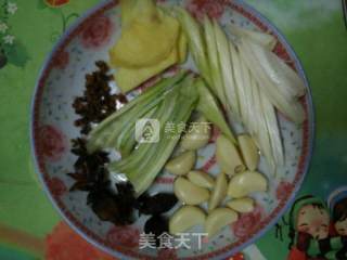 油焖小龙虾的做法步骤：4