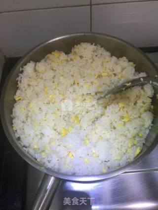 什锦海鲜炒饭的做法步骤：10