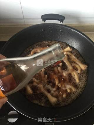 红烧凤爪的做法步骤：10