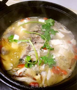 豆腐炖鲫鱼的做法步骤：5