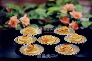 玫瑰苹果卷的做法步骤：24
