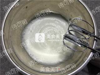 八寸基础戚风的做法步骤：8