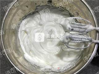 八寸基础戚风的做法步骤：10