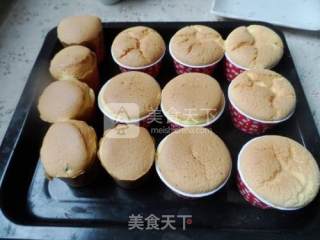 蔓越莓纸杯蛋糕的做法步骤：17