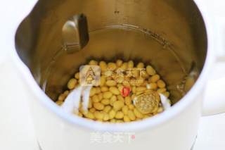 豆浆龟苓膏的做法步骤：2