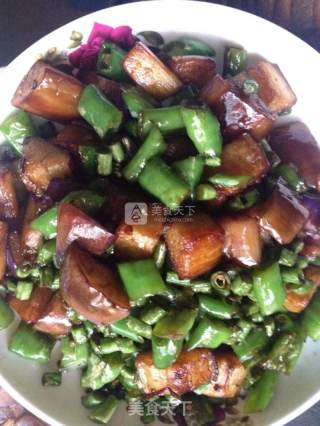茄子辣子和豆子的做法步骤：3