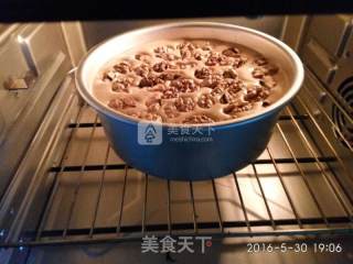 戚风枣泥核桃糕的做法步骤：16