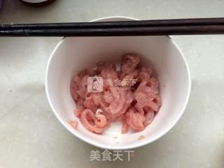 芹菜豆干炒肉丝的做法步骤：5