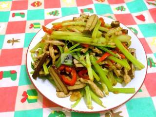 芹菜豆干炒肉丝的做法步骤：13