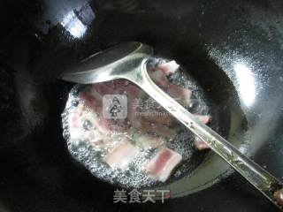 咸肉炒梅豆的做法步骤：2