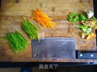 土豆丝的做法步骤：3