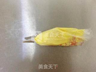 适合小宝宝的超简单蓬松无添加小饼——蛋黄小饼的做法步骤：6