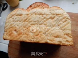 蒜香土司条的做法步骤：1