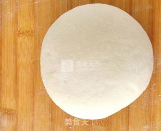 巧克力甜甜圈圣诞树的做法步骤：4