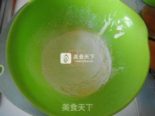 宝宝超爱的蛋黄小饼干的做法步骤：3