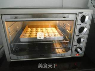 宝宝超爱的蛋黄小饼干的做法步骤：7