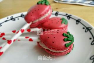 草莓马卡龙棒棒糖的做法步骤：12