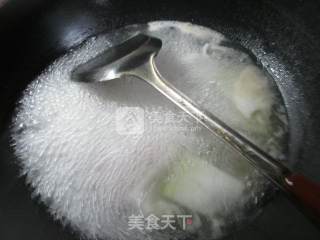 咸肉油条冬瓜汤的做法步骤：4