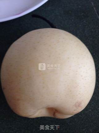 雪梨蒸冰糖的做法步骤：1