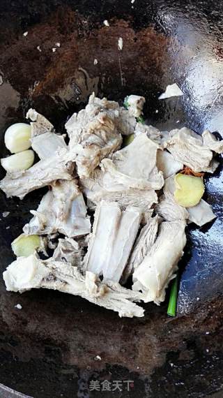 羊排汤锅的做法步骤：4
