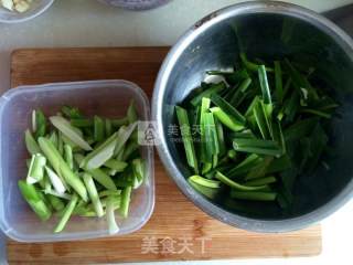 下饭神菜——土豆回锅肉的做法步骤：5
