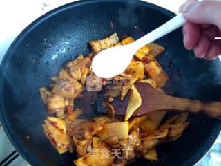 下饭神菜——土豆回锅肉的做法步骤：14