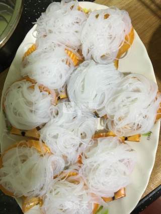 蒜蓉粉丝蒸扇贝的做法步骤：7