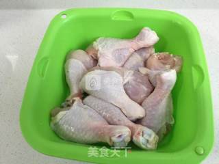 【奥尔良鸡腿】自制肯德基美味的做法步骤：1