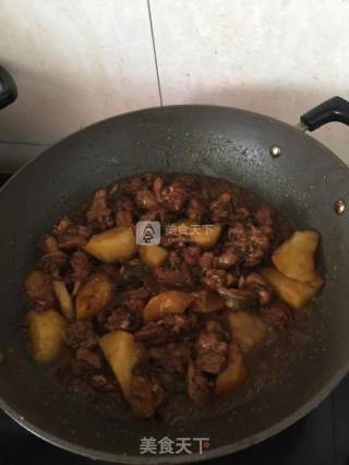 土豆啤酒鸭的做法步骤：16