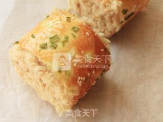 用面包机和面快速出膜的心得——肉松面包卷的做法步骤：15