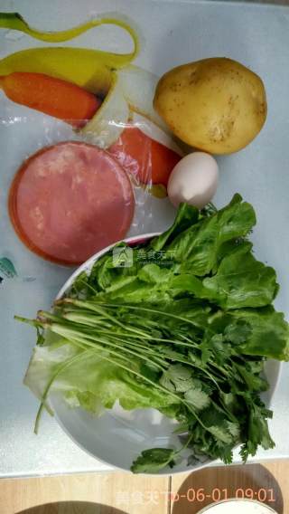 土豆丝煎饼果子的做法步骤：1