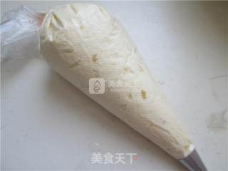 北海道戚风（含香草奶油馅）的做法步骤：15