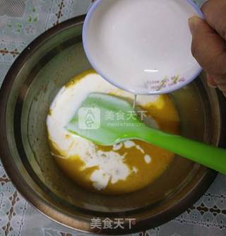 小四奶油蛋糕卷的做法步骤：3