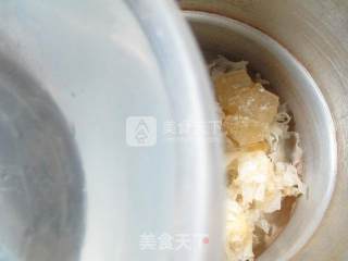 桂花鸡蛋银耳羹的做法步骤：7