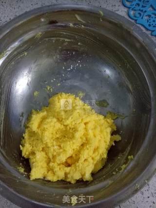 黄金椰丝球的做法步骤：5